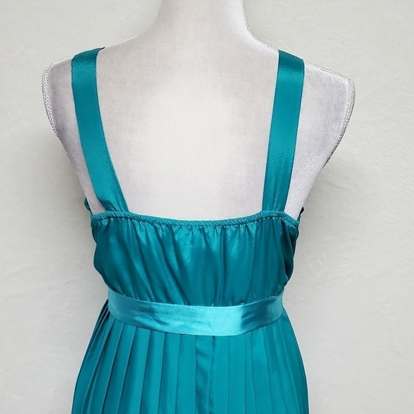 Motherhood Maternity Turquoise Black Pink Colorblock Pleated V-neck Mini Dress - Picture 10 of 13